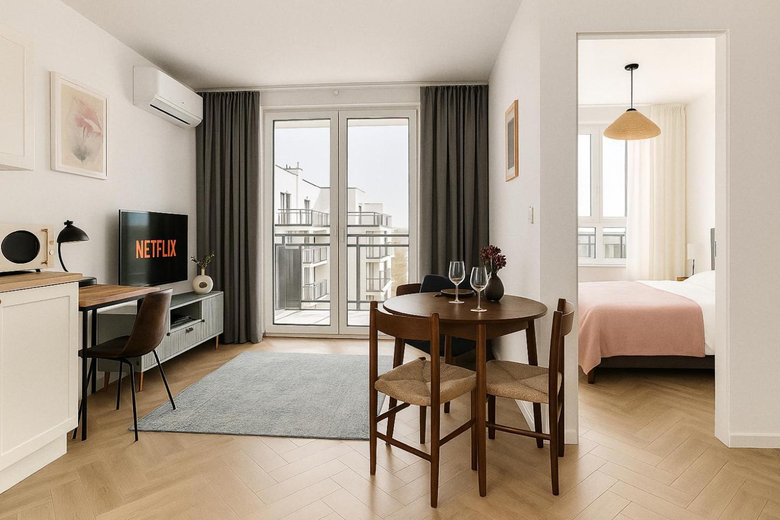 Blushline Wiktoryn Ac Balcony Apartament